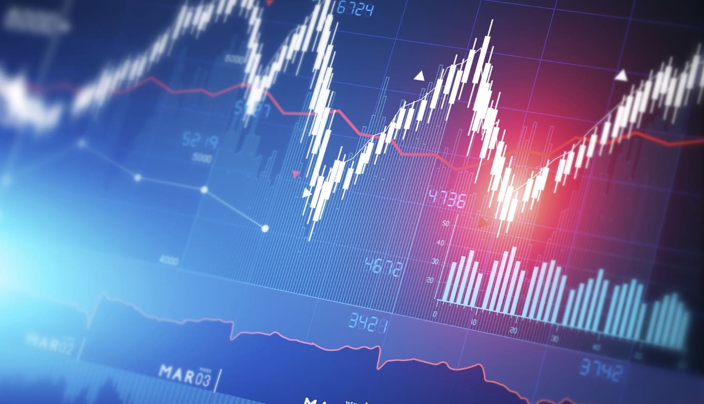 Équipe de VortexPeakwaj discutant de stratégies d'investissement